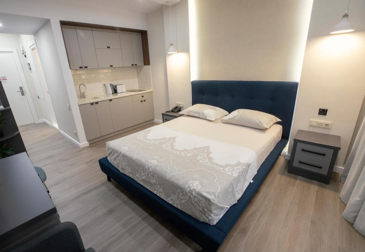 Gq Apartments On First Line Batumi Exterior foto