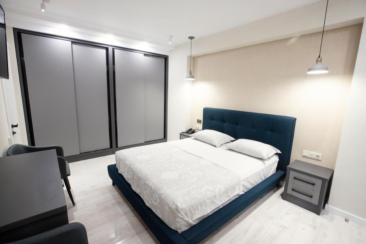 Gq Apartments On First Line Batumi Exterior foto