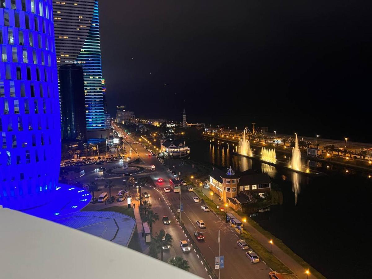 Gq Apartments On First Line Batumi Exterior foto